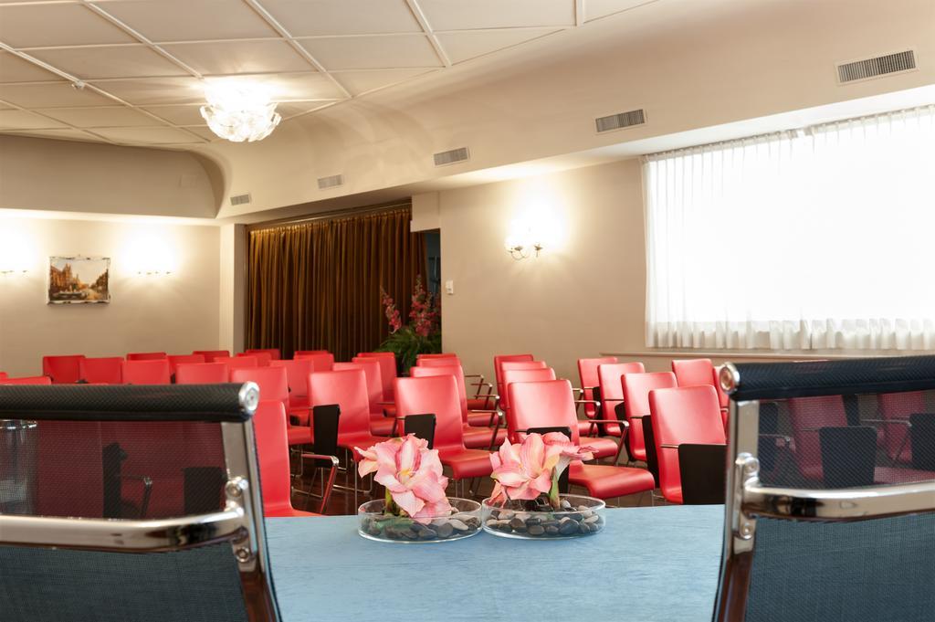 Hotel Lombardia Mediolan Zewnętrze zdjęcie